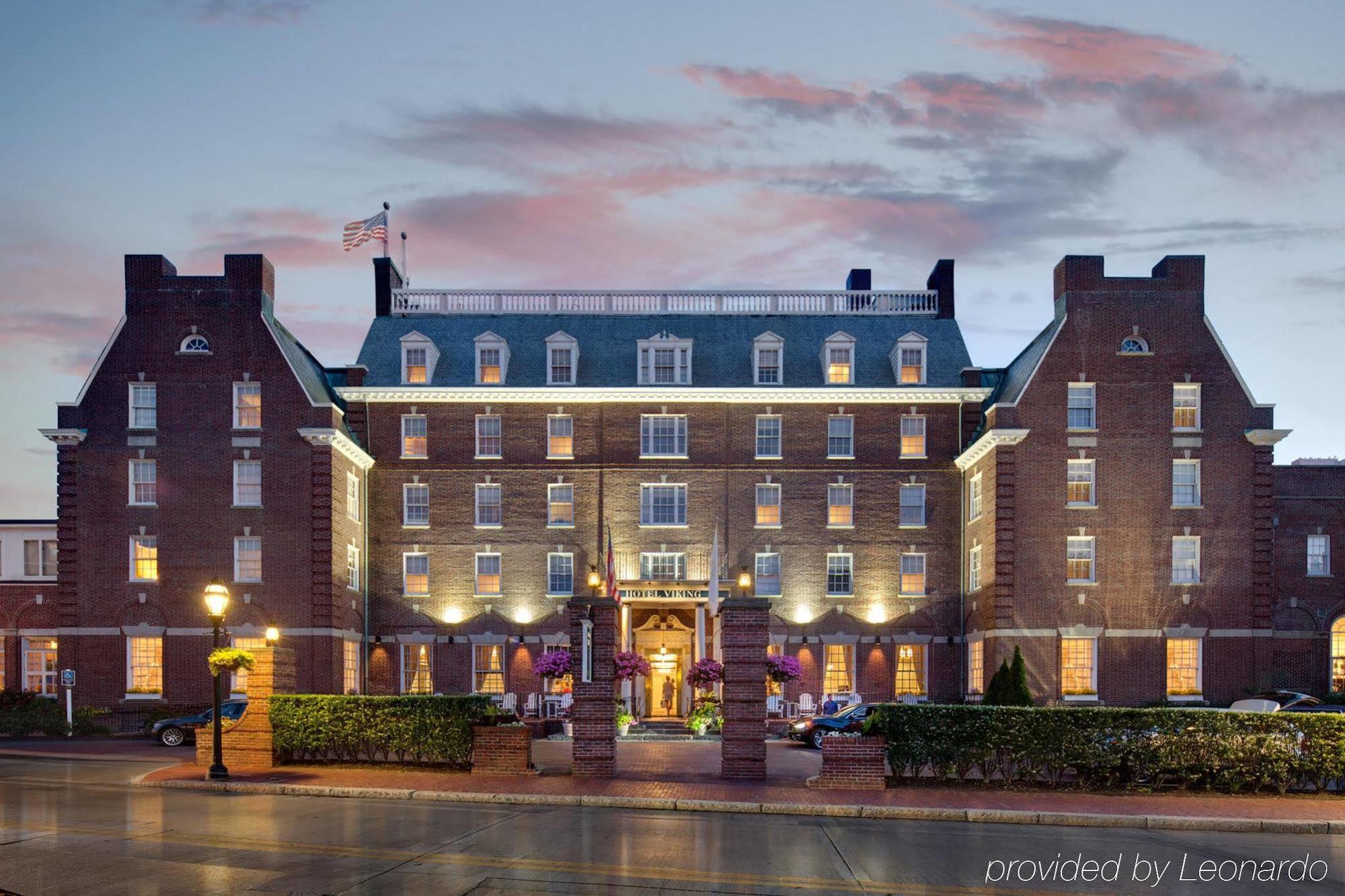 Hotel Viking Newport Buitenkant foto